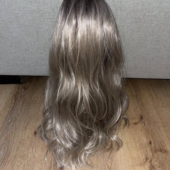 Long Ash Blonde Lace Front Wig | 22” Loose Waves | Cool Tone Rooted NWT #J - Picture 3 of 15